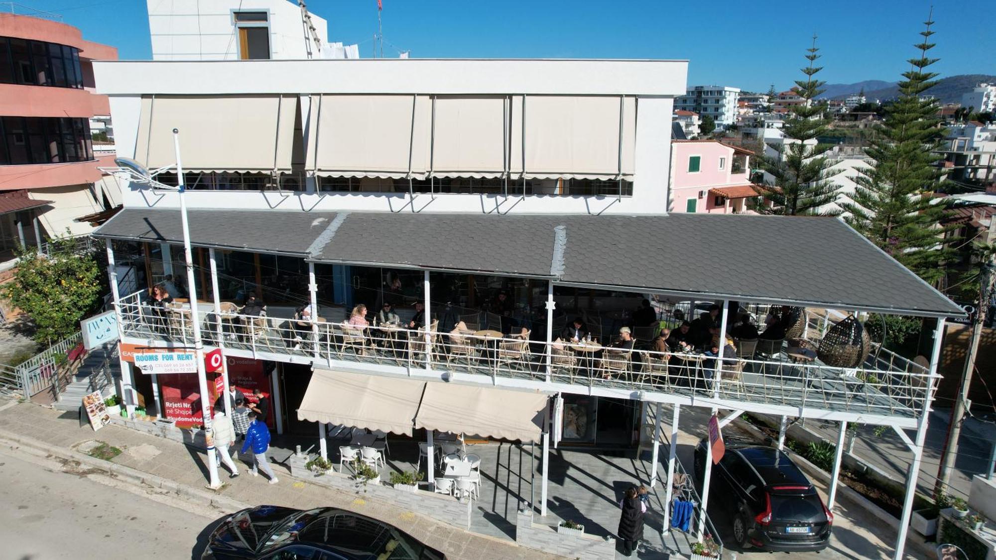 Hotel Chris Ksamil Exterior photo